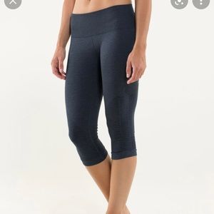 Lululemon In The Flow crop